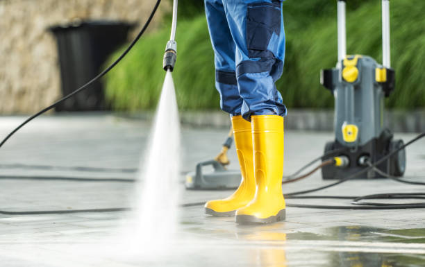 Why Choose Our Certified Pressure Washing Experts for Your Project Needs in Coushatta, LA?